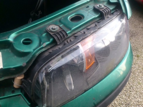 Svetlomet s jednym uškom