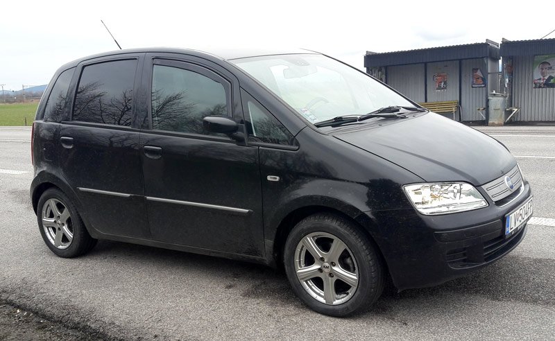 Fiat IDEA black mini ferrari edizione + TOYO 15" + KM Tornado