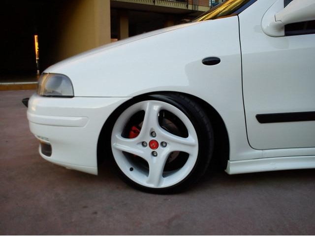 White Punto GT.jpg