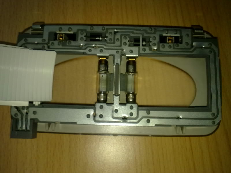 predpokladam,ze toto je delene stropne svetlo