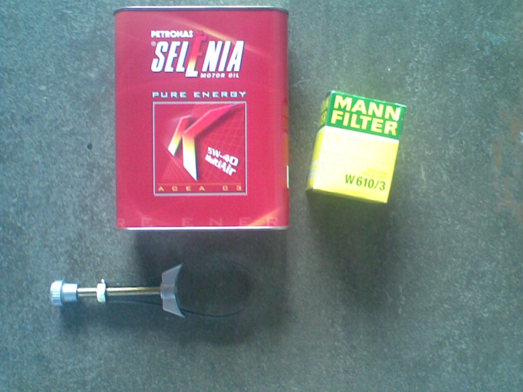 olej filter a kľuč na povolenie, konečne to nerobím ako ruský traktorista