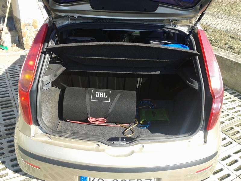 sub. JBL a zosil Fusion